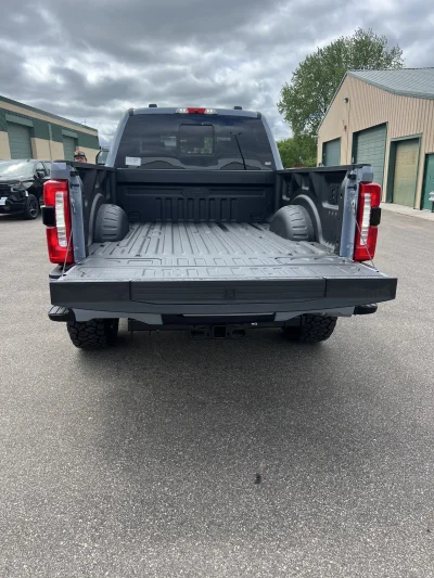 2026 FORD F250 LARIET - M80 PACKAGE - GLACIER GRAY (R7) - 2026 FORD F-250 M80 - Image 10 of 15