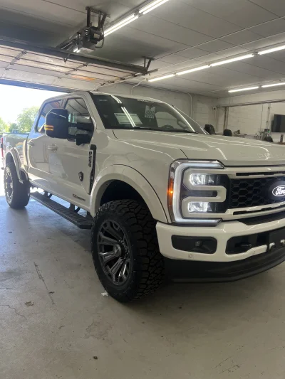 2026 FORD F250 LARIAT- M80 PACKAGE - STAR WHITE (AZ) - 2026 FORD F-250 M80X - Image 3 of 14