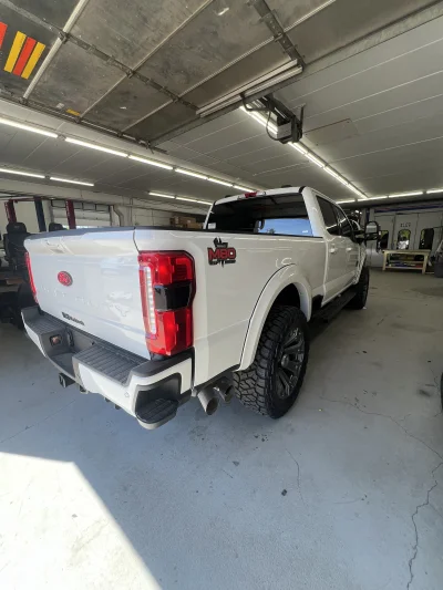 2026 FORD F250 LARIAT- M80 PACKAGE - STAR WHITE (AZ) - 2026 FORD F-250 M80X - Image 12 of 14