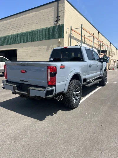 2026 FORD F250 LARIAT - M80X PACKAGE - GLACIER GRAY (R7) - 2026 FORD F-250 M80X - Image 6 of 15