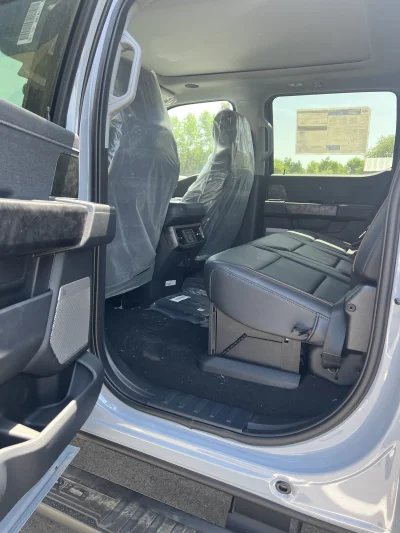 2026 FORD F250 LARIAT - M80X PACKAGE - GLACIER GRAY (R7) - 2026 FORD F-250 M80X - Image 9 of 15