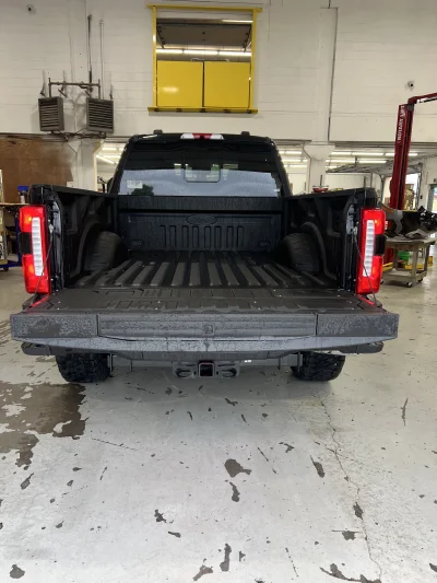 2026 FORD F250 LARIAT - M80X  PACKAGE - AGATE BLACK (UM) - 2026 FORD F-250 M80X - Image 10 of 15