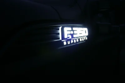 AT NIGHT SHOOT - 2015 FORD F-350 CUSTOM - Image 8 of 95