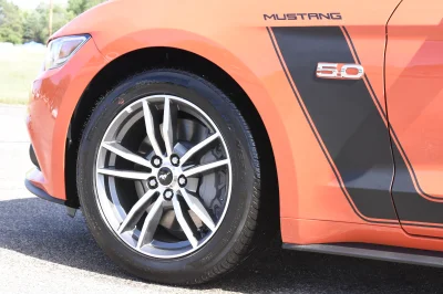 COMPETITION ORANGE - 2017 FORD  CUSTOM - Image 7 of 10