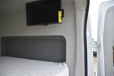 2025 WALDOCH FORD TRANSIT T250 HIGH ROOF – COYA RV CAMPER - 2025 FORD TRANSIT 250 CAMPER - Image 38 of 104