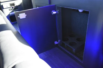 SHADOW BLACK 3 - 2019 FORD TRANSIT LIMO - Image 16 of 24