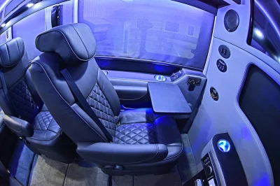 SHADOW BLACK 5 - 2019 FORD TRANSIT LIMO - Image 17 of 19