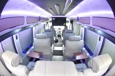 SHADOW BLACK 4 - 2019 FORD TRANSIT LIMO - Image 10 of 19