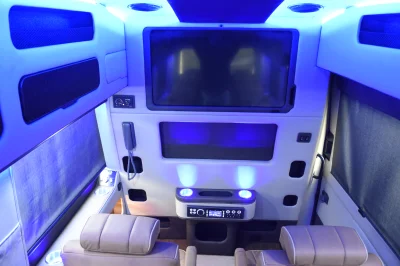 SHADOW BLACK 2 - 2019 FORD TRANSIT LIMO - Image 9 of 18