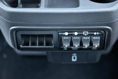 SHADOW BLACK 6 - 2019 FORD TRANSIT LIMO - Image 18 of 22