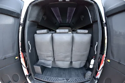 SHADOW BLACK 6 - 2019 FORD TRANSIT LIMO - Image 9 of 22