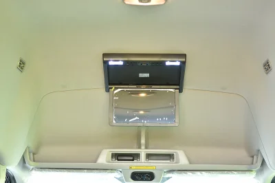 SHADOW BLACK II - 2019 FORD TRANSIT SHUTTLE - Image 9 of 20