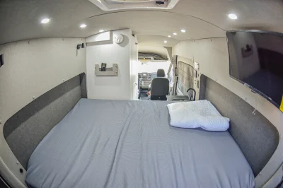 CAVANA - 2020 FORD TRANSIT CAMPER - Image 35 of 76