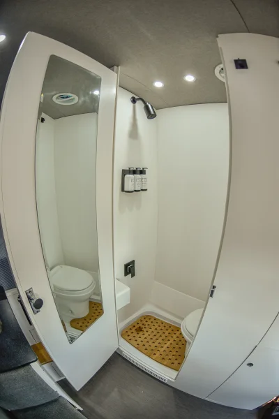 CAVANA - 2020 FORD TRANSIT CAMPER - Image 47 of 76