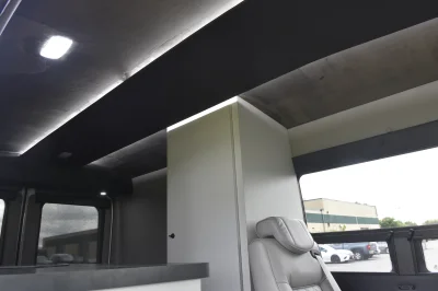 CUSTOM RV CAMPER ON FORD TRANSIT 148 MEDIUM ROOF CONVERSION TRAVEL VAN WALDOCH - 2020 FORD TRANSIT CAMPER - Image 13 of 31