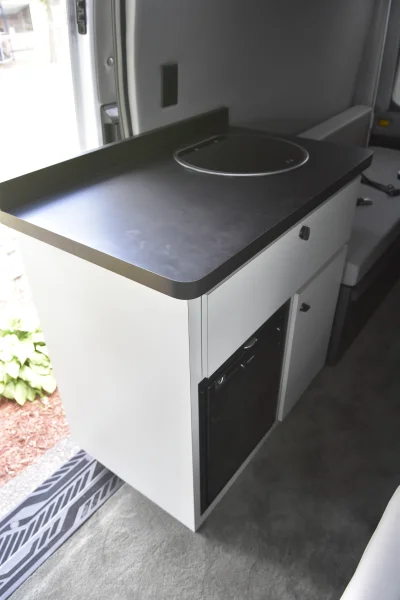CUSTOM RV CAMPER ON FORD TRANSIT 148 MEDIUM ROOF CONVERSION TRAVEL VAN WALDOCH - 2020 FORD TRANSIT CAMPER - Image 15 of 31