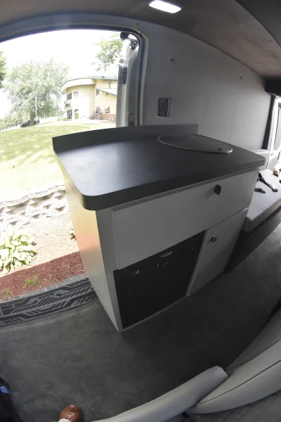 CUSTOM RV CAMPER ON FORD TRANSIT 148 MEDIUM ROOF CONVERSION TRAVEL VAN WALDOCH - 2020 FORD TRANSIT CAMPER - Image 24 of 31