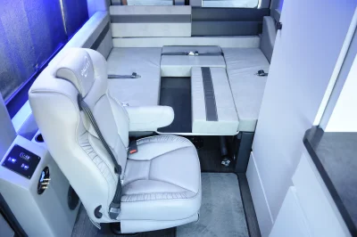 SHADOW BLACK CAMPER - 2020 FORD TRANSIT CUSTOM - Image 22 of 37