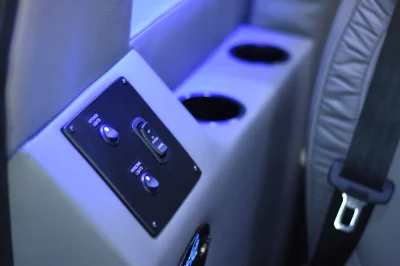 SHADOW BLACK CAMPER - 2020 FORD TRANSIT CUSTOM - Image 24 of 37