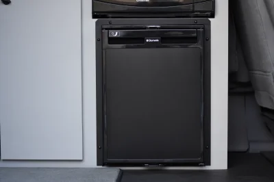 SHADOW BLACK CAMPER - 2020 FORD TRANSIT CUSTOM - Image 31 of 37