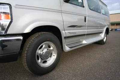 EXTERIOR FORD VAN - 2020 FORD TRANSIT CUSTOM - Image 117 of 438