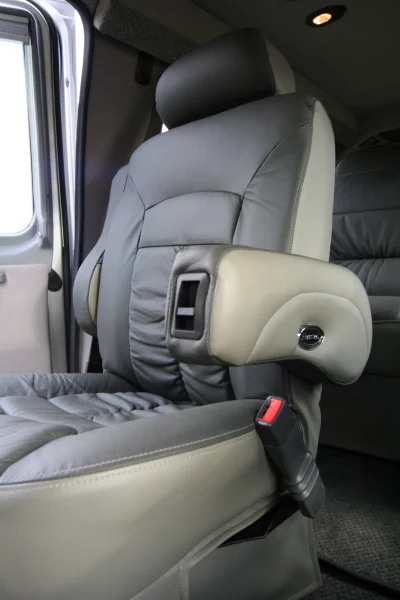 INTERIOR FORD VAN - 2020 FORD TRANSIT CUSTOM - Image 519 of 645