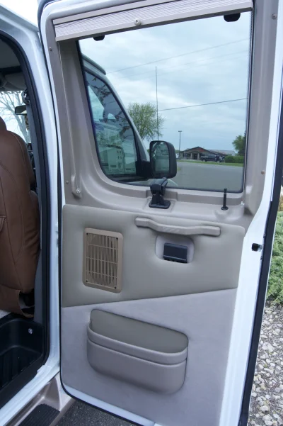 INTERIOR FORD VAN - 2020 FORD TRANSIT CUSTOM - Image 621 of 645