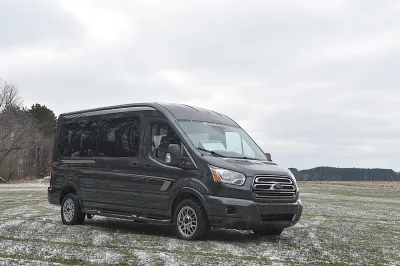 148 MEDIUM ROOF FORD TRANSIT GALAXY CONVERSION VAN 9 PASSENGER BLACK/GREY INTERIOR WITH GRAPHITE SEATS - 2020 FORD TRANSIT GALAXY - Image 5 of 15