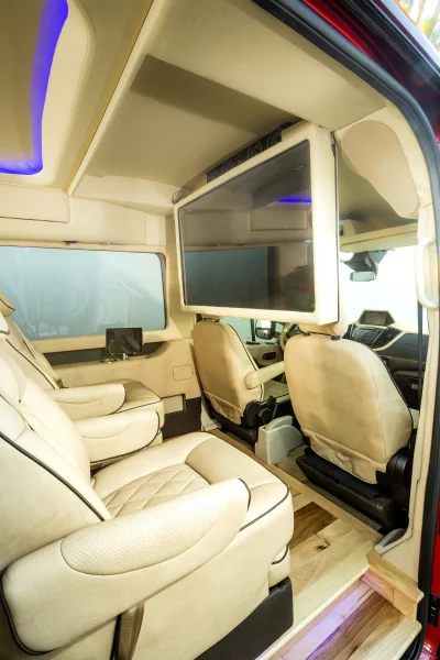 2015 CUSTOM BUILD FORD SEMA BUILD 50” BIG SCREEN TV 148 MEDIUM ROOF TRANSIT WALDOCH CONVERSION VAN - 2020 FORD TRANSIT GALAXY - Image 13 of 17