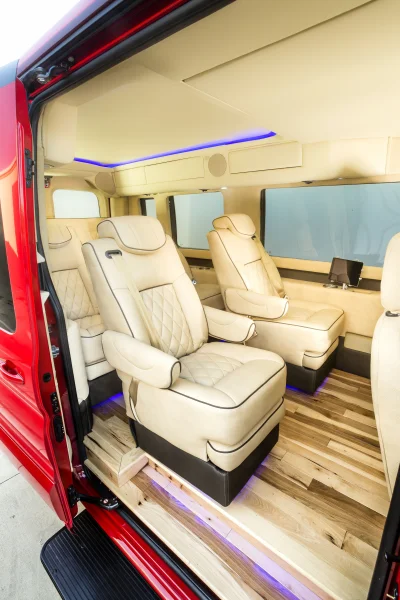 2015 CUSTOM BUILD FORD SEMA BUILD 50” BIG SCREEN TV 148 MEDIUM ROOF TRANSIT WALDOCH CONVERSION VAN - 2020 FORD TRANSIT GALAXY - Image 9 of 17