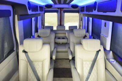 RACE RED 2 - 2020 FORD TRANSIT GALAXY - Image 18 of 22