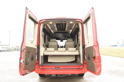 RACE RED 2 - 2020 FORD TRANSIT GALAXY - Image 8 of 22