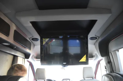 RACE RED 1 - 2020 FORD TRANSIT GALAXY - Image 9 of 17