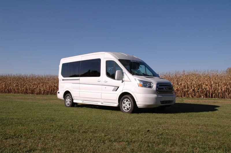 OXFORD WHITE 2 by Waldoch Crafts