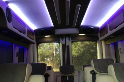 OXFORD WHITE 2 - 2020 FORD TRANSIT GALAXY - Image 10 of 10