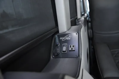 INGOT SILVER 6 CHARCOAL CLOTH - 2020 FORD TRANSIT GALAXY - Image 11 of 21