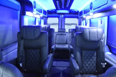 INGOT SILVER 6 CHARCOAL CLOTH - 2020 FORD TRANSIT GALAXY - Image 19 of 21