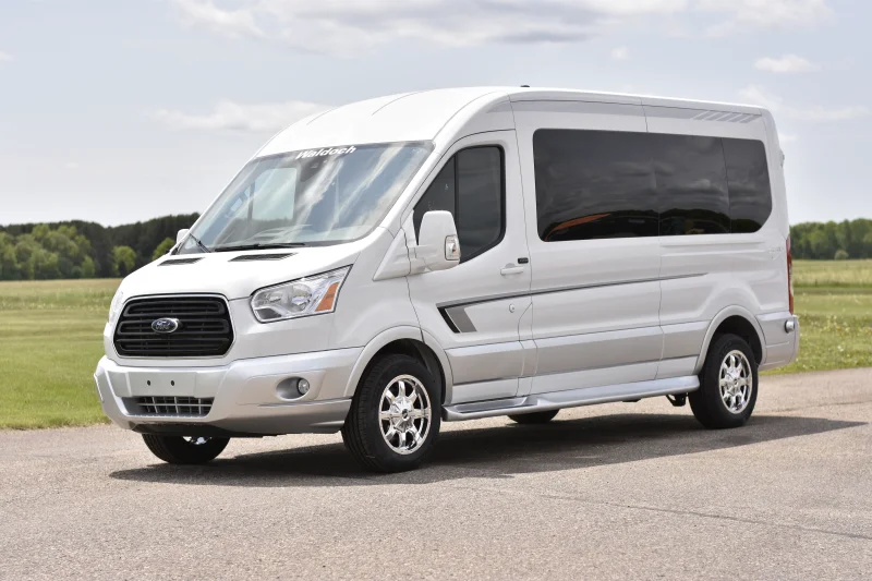 OXFORD WHITE AND INGOT SILVER by Waldoch Crafts