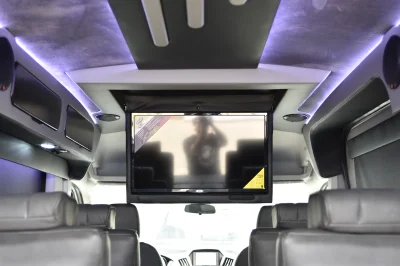 OXFORD WHITE AND INGOT SILVER - 2020 FORD TRANSIT GALAXY - Image 11 of 19