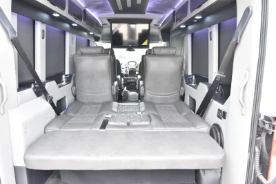 OXFORD WHITE AND INGOT SILVER - 2020 FORD TRANSIT GALAXY - Image 12 of 19