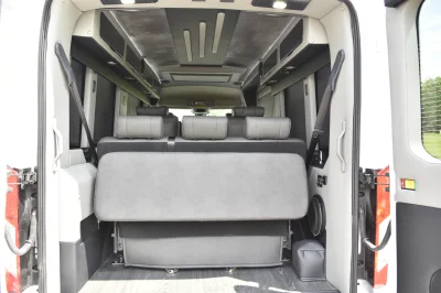 OXFORD WHITE AND INGOT SILVER - 2020 FORD TRANSIT GALAXY - Image 9 of 19