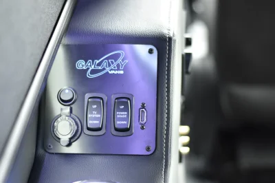 INGOT SILVER 8 - 2020 FORD TRANSIT GALAXY - Image 17 of 22