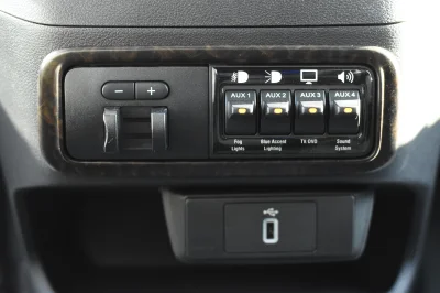 SHADOW BLACK 07 - 2020 FORD TRANSIT GALAXY - Image 20 of 21