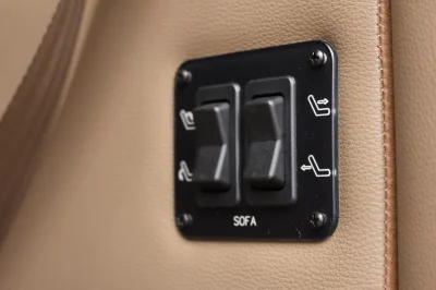 9 PASSENGER VAN LUXURY TRAVEL CONVERSION VANS ONLY WAY TO TRAVEL BY WALDOCH BEST VAN IN THE INDUSTRIES - 2020 FORD TRANSIT GALAXY - Image 9 of 20