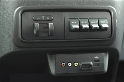 SHADOW BLACK 04 - 2020 FORD TRANSIT GALAXY - Image 7 of 9