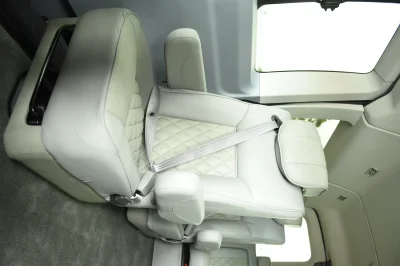 SHADOW BLACK 04 - 2020 FORD TRANSIT GALAXY - Image 9 of 9