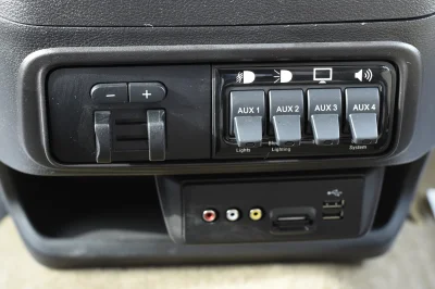 SHADOW BLACK 01 - 2020 FORD TRANSIT GALAXY - Image 10 of 12