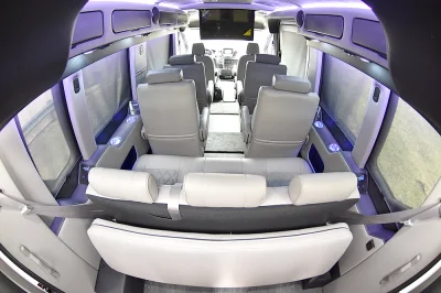 OXFORD WHITE 4 - 2020 FORD TRANSIT GALAXY - Image 11 of 18