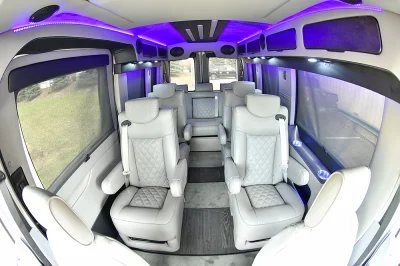 OXFORD WHITE 4 - 2020 FORD TRANSIT GALAXY - Image 13 of 18