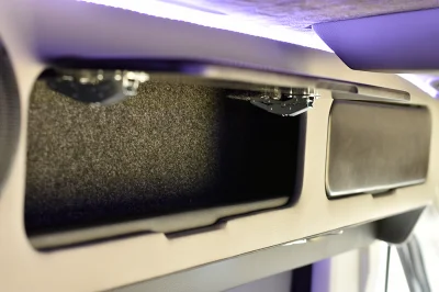 OXFORD WHITE 4 - 2020 FORD TRANSIT GALAXY - Image 17 of 18